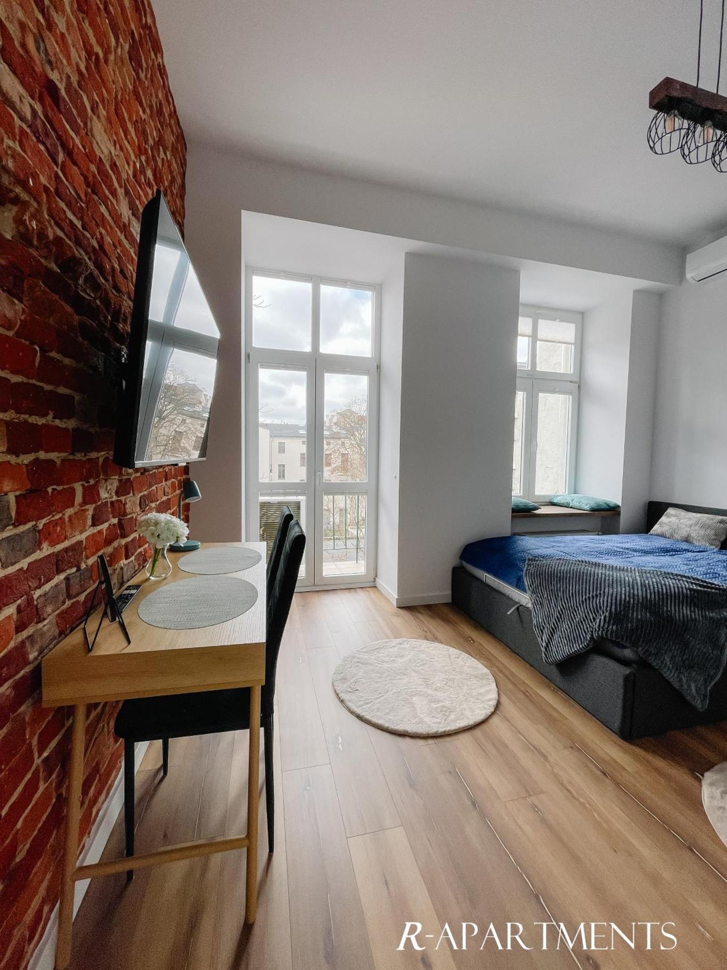 R-apartments